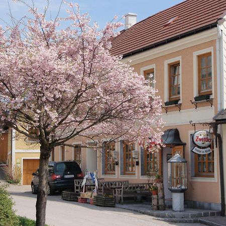 Gasthof Zur Kirche Hotel Kottes Exterior photo